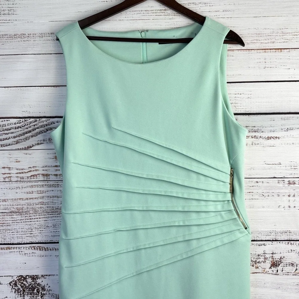 Ivanka Trump Dress 16 Sleeveless Sheath Mint Green Slimming Sexy Gold Zip - Picture 13 of 13